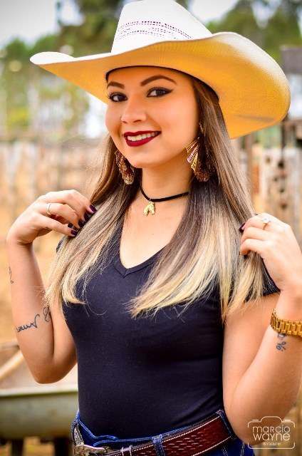 Jaqueline Sousa (22)