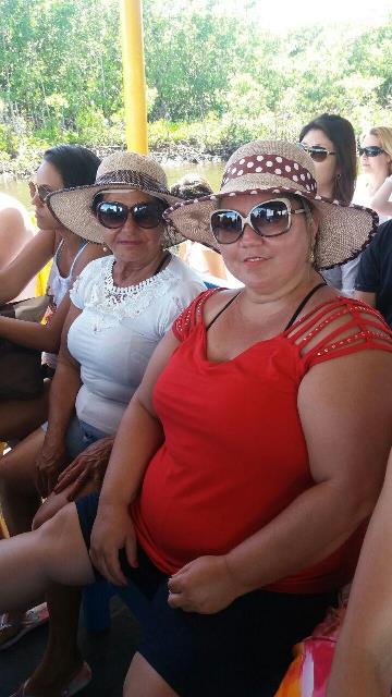 ENEIDA MARIA DE SOUZA AO LADO DE SUA MÃE, ERNESTINA NAIR DE SOUZA