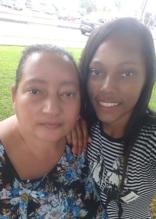 JÉSSICA GLAZIELLE E SUA MÃE, RENILDA MOREIRA