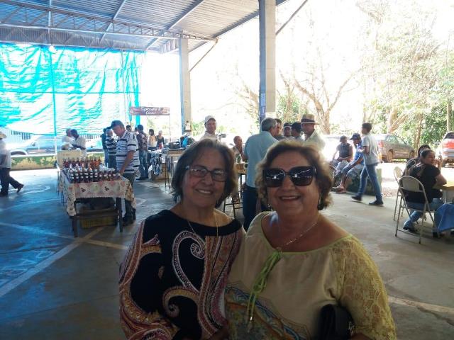 OLINDA CORRÊA DA LUZ E MARIA JOSÉ FERREIRA CAIXETA