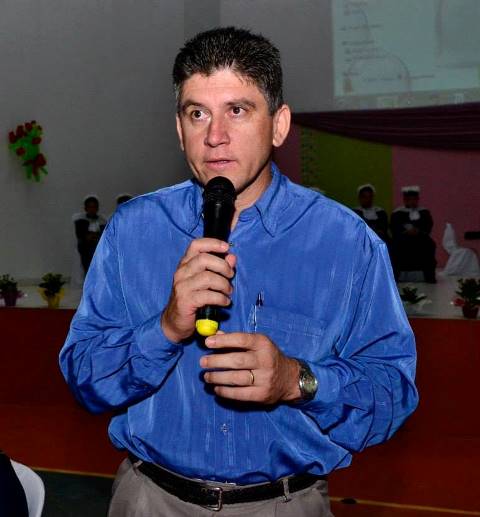 CARLOS LOBO