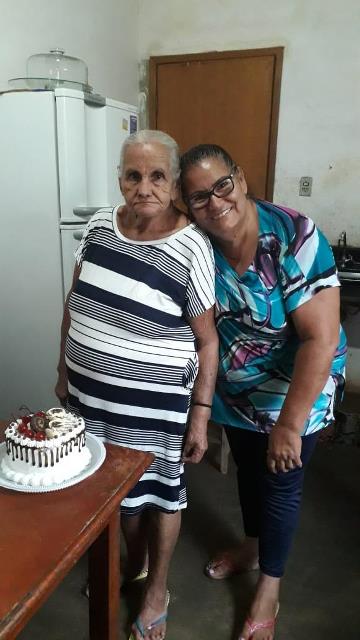 ANA SOUZA DA SILVA PEREIRA AO LADO DE SUA QUERIDA MAMÃE, HELENA DE SOUZA LOBO