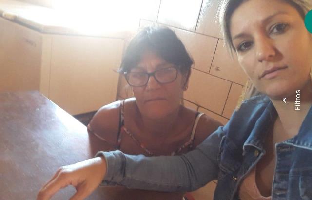 FABIANA AO LADO DE SUA MÃE, CREUZA MARIA DE ALMEIDA PRIETO