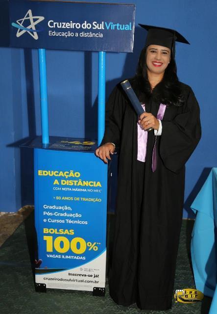 NA FOTO ACIMA, A FROMANDA, MARIA CLÁUDIA REZENDE CARDOSO DE MOURA